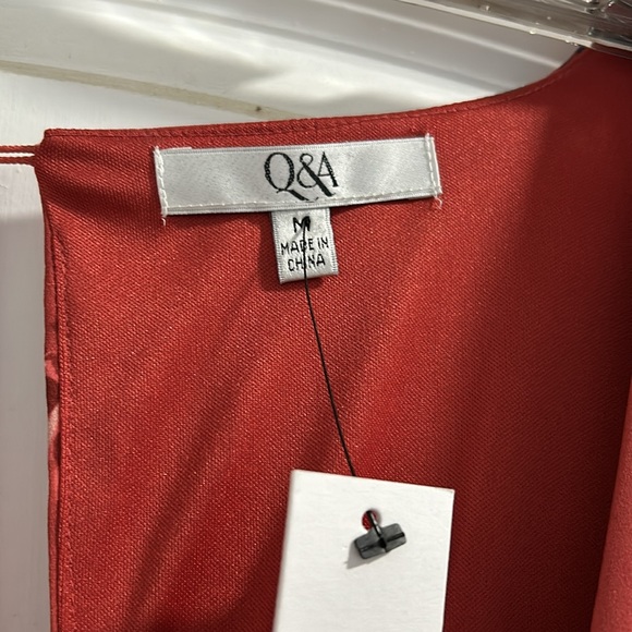 Vici long sleeve smocked dress - Picture 7 of 9